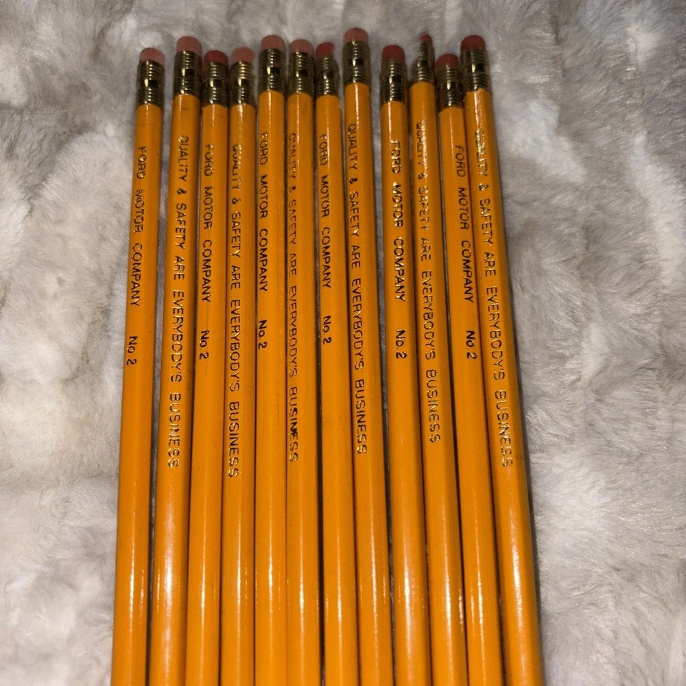 Vintage NOS FORD MOTOR COMPANY PENCILS Yellow No.2 Quality Safety 34 Pencils